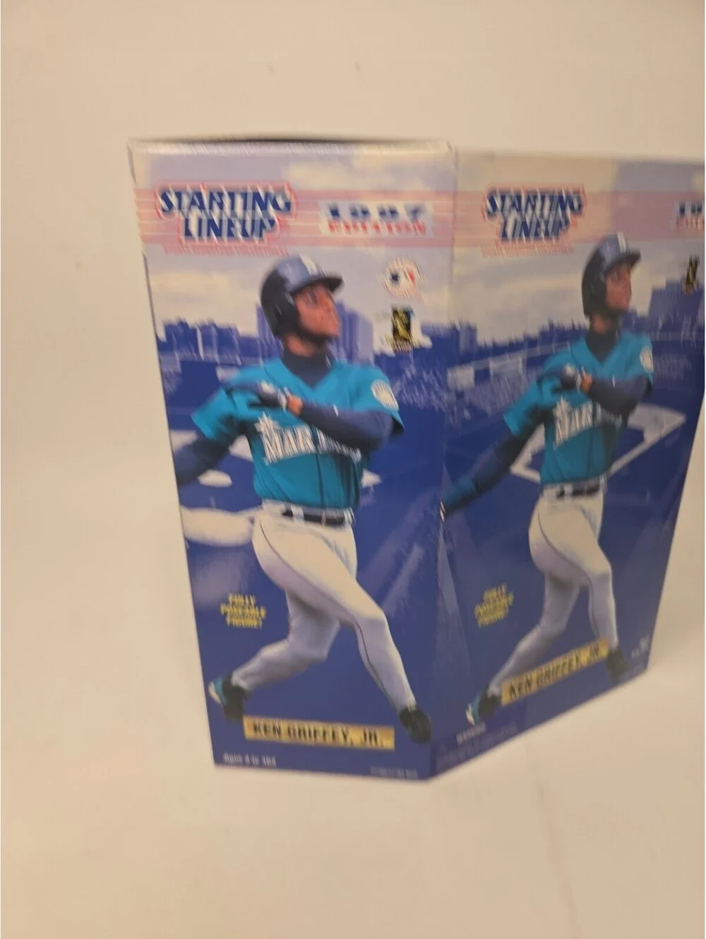 1997 MLB Starting Lineup Ken Griffey Jr Seattle Mariners 12 Inch Poseable Figure